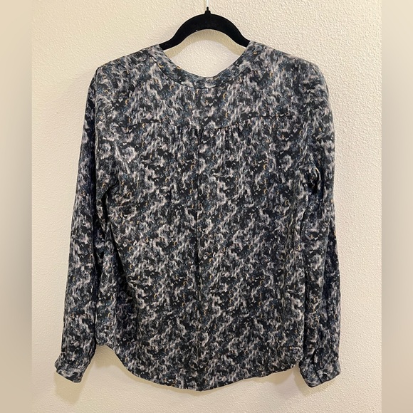 Theory 100% Silk blouse SZ M - Picture 2 of 4